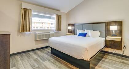 1 Mi to Lake Huron Waterfront: Remodeled Studio