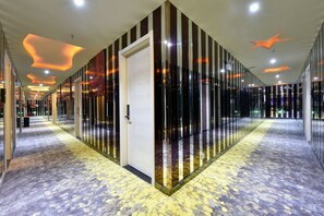 Unclassified image, 3 of 10, button - Shanghai Hua Yu The Tophams Hotel (Shanghai)