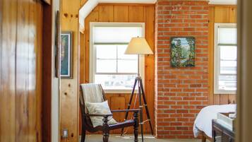 1 dormitorio, tabla de planchar con plancha, wifi gratis y ropa de cama