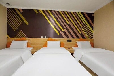 Zhanteng Express Hotel