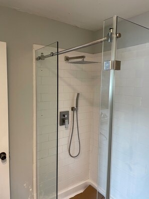 Shower, towels, soap, shampoo