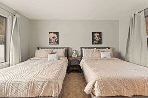 Condo, Multiple Beds, Fireplace, Mountain View (Powder Run Retreat) | 2 bedrooms, individually decorated, individually furnished