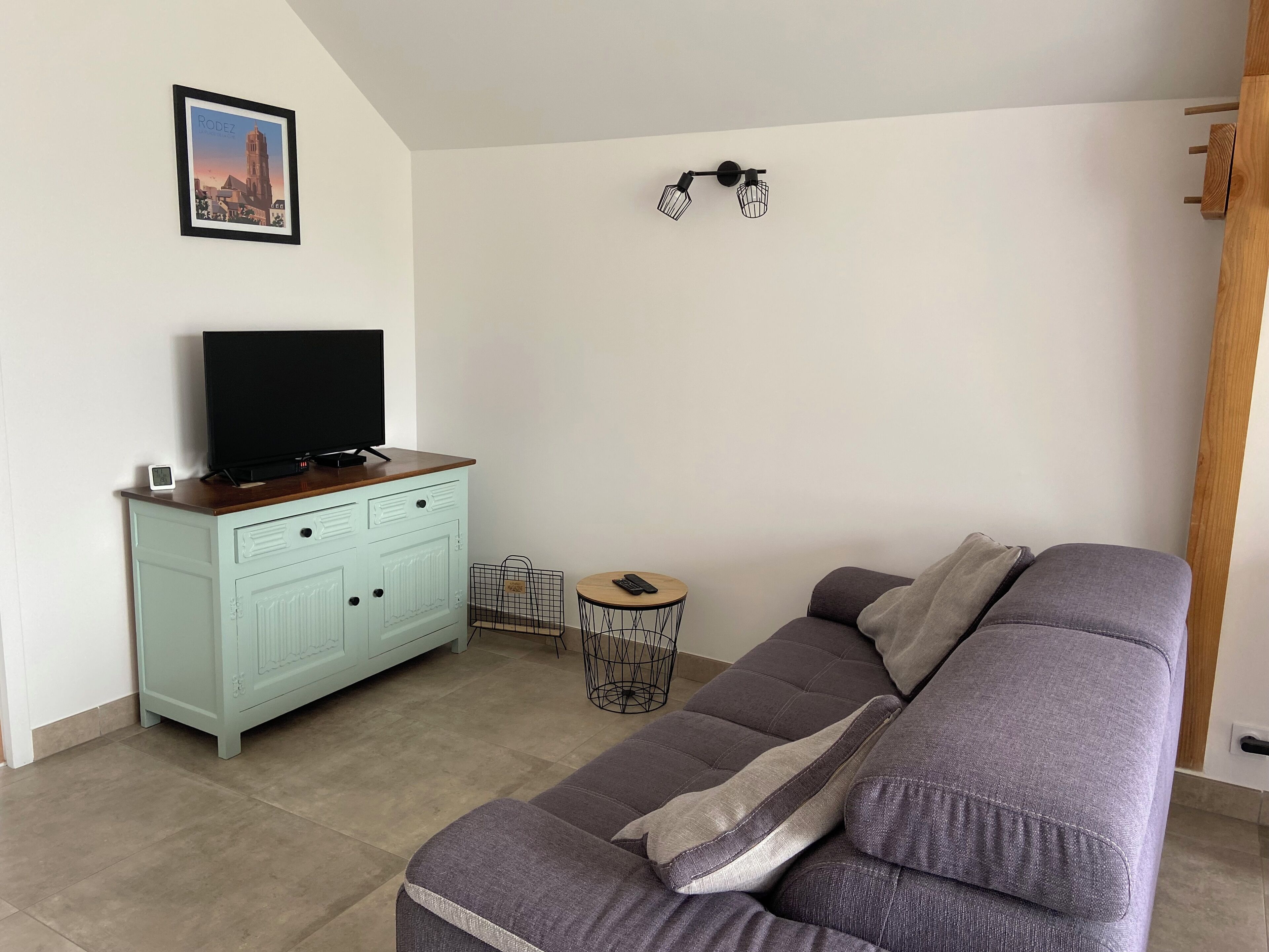 Télévision, chaîne hi-fi