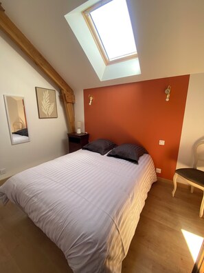 2 Schlafzimmer, Bügeleisen/Bügelbrett, kostenloses WLAN