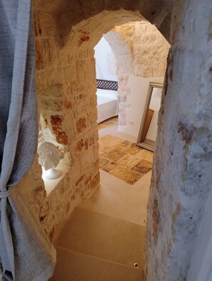 3 bedrooms, iron/ironing board, travel cot, WiFi