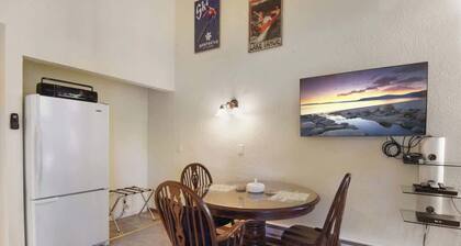 Regency Retreat Studio for 2!