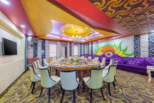 Jincheng Hotel