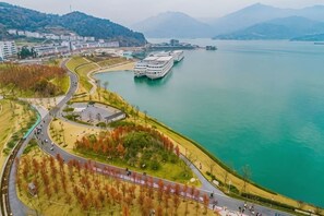 Unclassified image, 5 of 61, button - Jincheng Hotel (Zigui)
