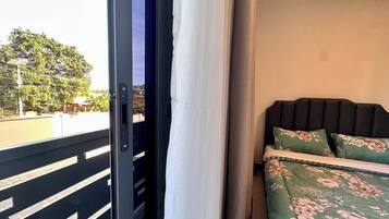 1 bedroom, iron/ironing board, WiFi (free), bed sheets