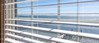 Unbeatable Views & Coastal Charm