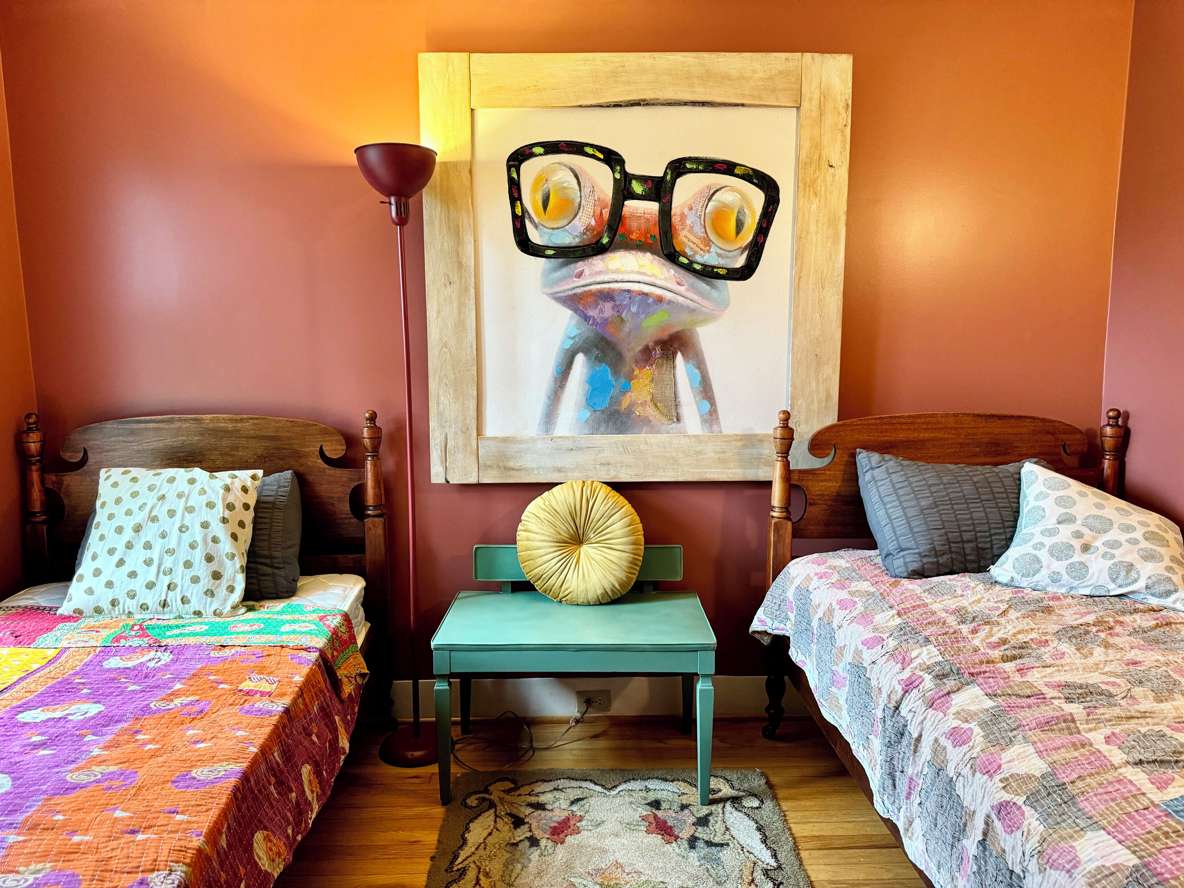 3 chambres, fer et planche à repasser, lit parapluie, Wi-Fi gratuit