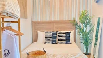 1 bedroom, WiFi, bed sheets