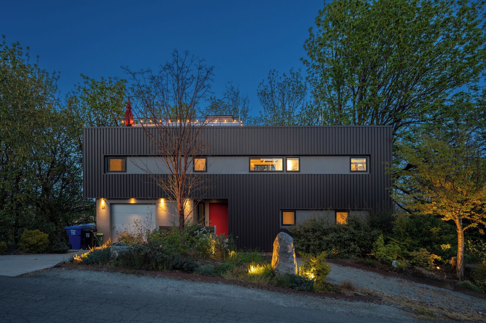 المنشأة من الخارج