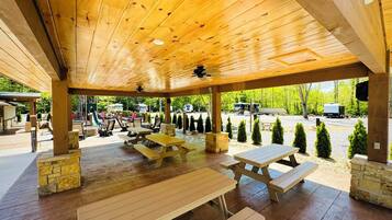 ลานระเบียง/นอกชาน