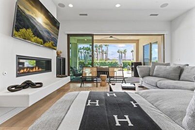 The Platinum House! PGA Signature (Walk to Ernies, Stadium Course!)