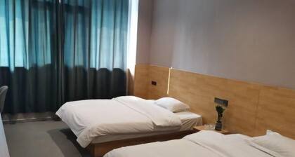 Apple Inn Express Hotel