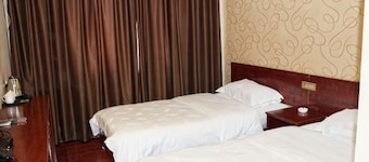 Luntai Tianbai Hotel