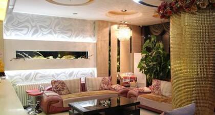 Luntai Tianbai Hotel