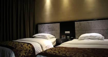 Luntai Tianbai Hotel