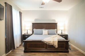 2 habitaciones, tabla de planchar con plancha y wifi gratis 