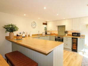 Lavavajillas y utensilios de cocina