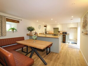 Πλυντήριο πιάτων, σκεύη μαγειρικής/πιάτα/κουζινικά