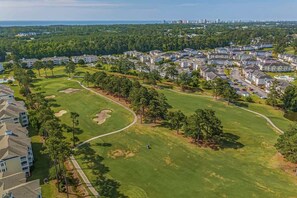Golf - Spacious Condo, Private Balcony, Pool, Golf (Myrtle Beach)