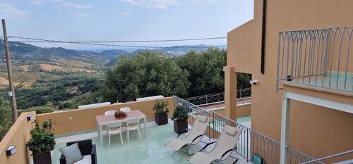 Marte Rooms