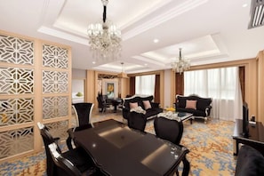 Room - Xiyuan Jinrun Hotel (Guiyang Huaxi Xiaohe Branch) (Guiyang)