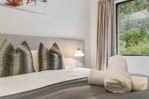 1 bedroom, WiFi, bed sheets - Lantern 23 - Balcony (Thredbo)
