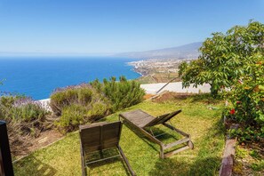 Property grounds - VV EL VERODE IN ECOLOGICAL FARM LA ESPIRAL, CALM NATURE AND SEA VIEW (ICOD EL ALTO)