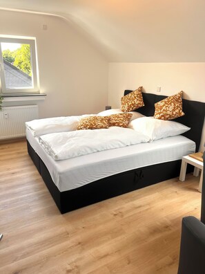 1 Schlafzimmer, Bügeleisen/Bügelbrett, WLAN, Bettwäsche