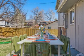 Outdoor dining