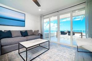 Luxury Condo, 3 Bedrooms, Beachfront | Living area