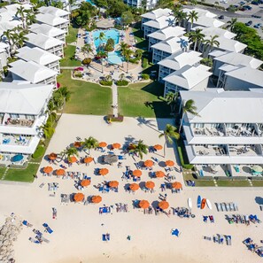 Exterior - Cayman Luxury Rentals at Sunset Cove (Seven Mile Beach)