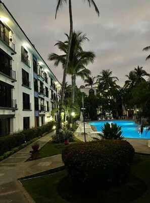 Pool - Cozy depa in the best area! (Puerto Vallarta)