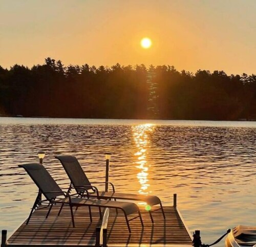Sunrise Cottage on Beech Hill Pond-Close to Acadia
