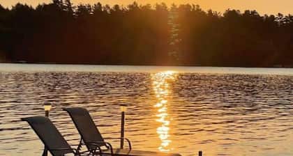 Sunrise Cottage on Beech Hill Pond-Close to Acadia