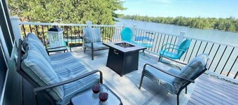 Sunrise Cottage on Beech Hill Pond-Close to Acadia