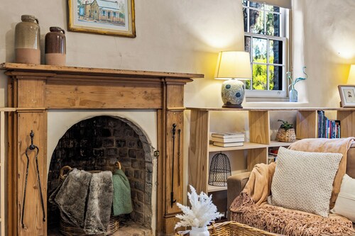 Idyllic, peaceful and historical "Coath Cottage" minutes from Bendigo's CBD