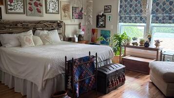 3 chambres, fer et planche à repasser, Wi-Fi, draps fournis