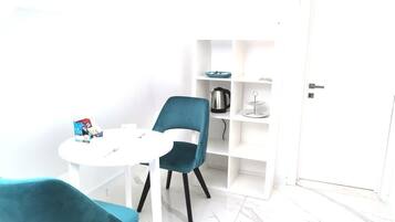 Suite, 1 King Bed, Private Bathroom | In-room dining
