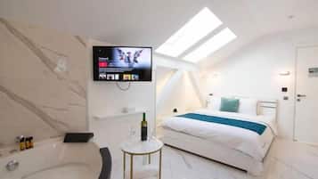 Habitación, 1 cama King size, baño privado | 1 habitación, escritorio y espacio para trabajar con laptop