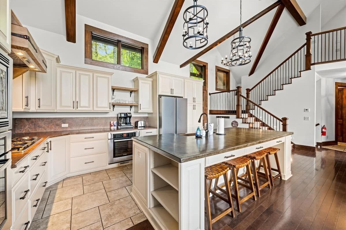 Micro-ondas, fogão, cooktop, lava-louças