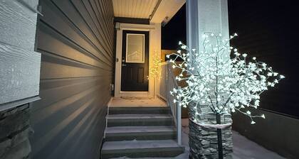 Almost Heaven – 2-Bdrm APT located in SW Calgary, 10 minutes to Spruce Meadows