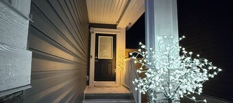 Almost Heaven – *Specials* 2-Bdrm APT in SW Calgary, 10 min. to Spruce Meadows