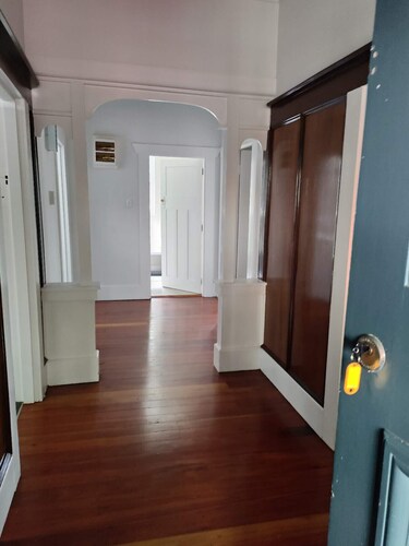 5 Bedroom House 7 Rangiatea Road