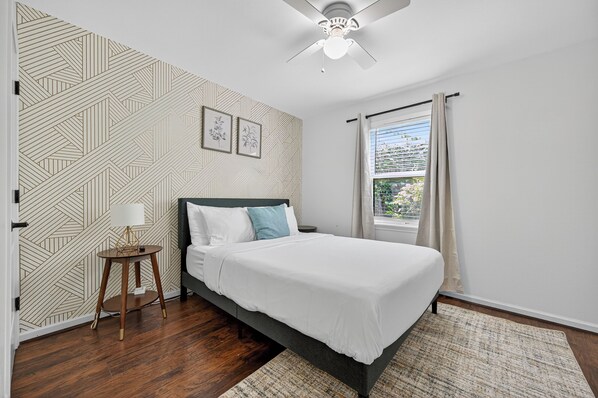 2 chambres, fer et planche à repasser, Wi-Fi, literie fournie