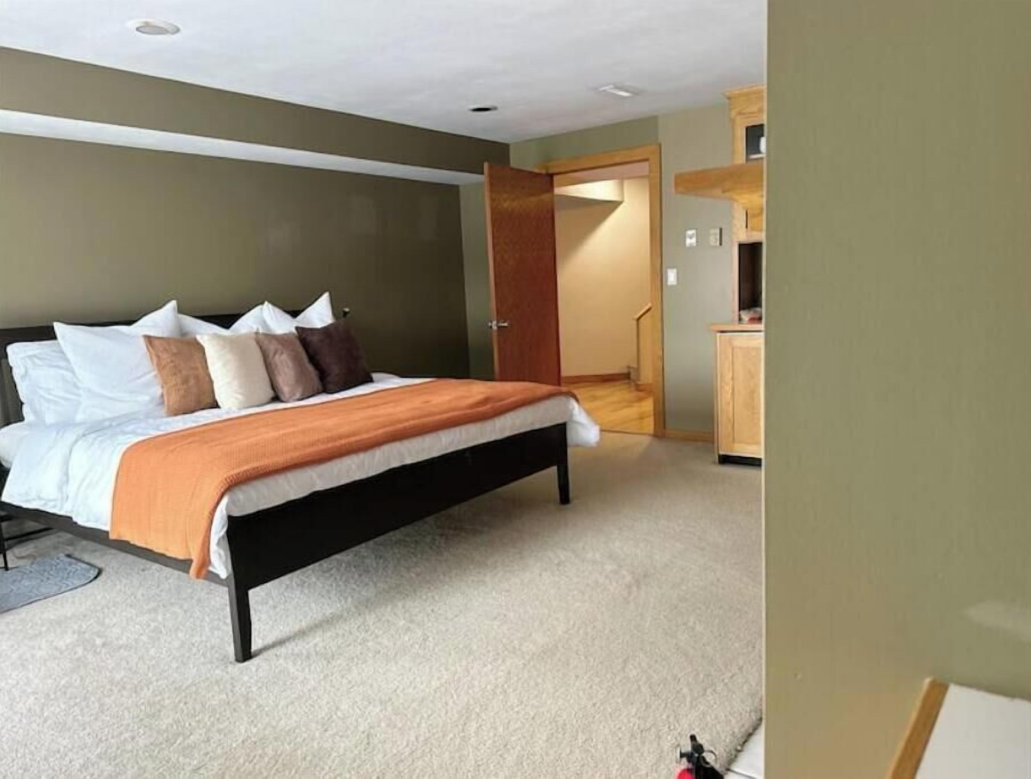 6 quartos, Wi-Fi, roupa de cama