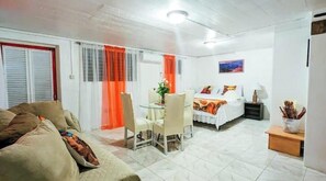 1 bedroom, iron/ironing board, free WiFi, bed sheets